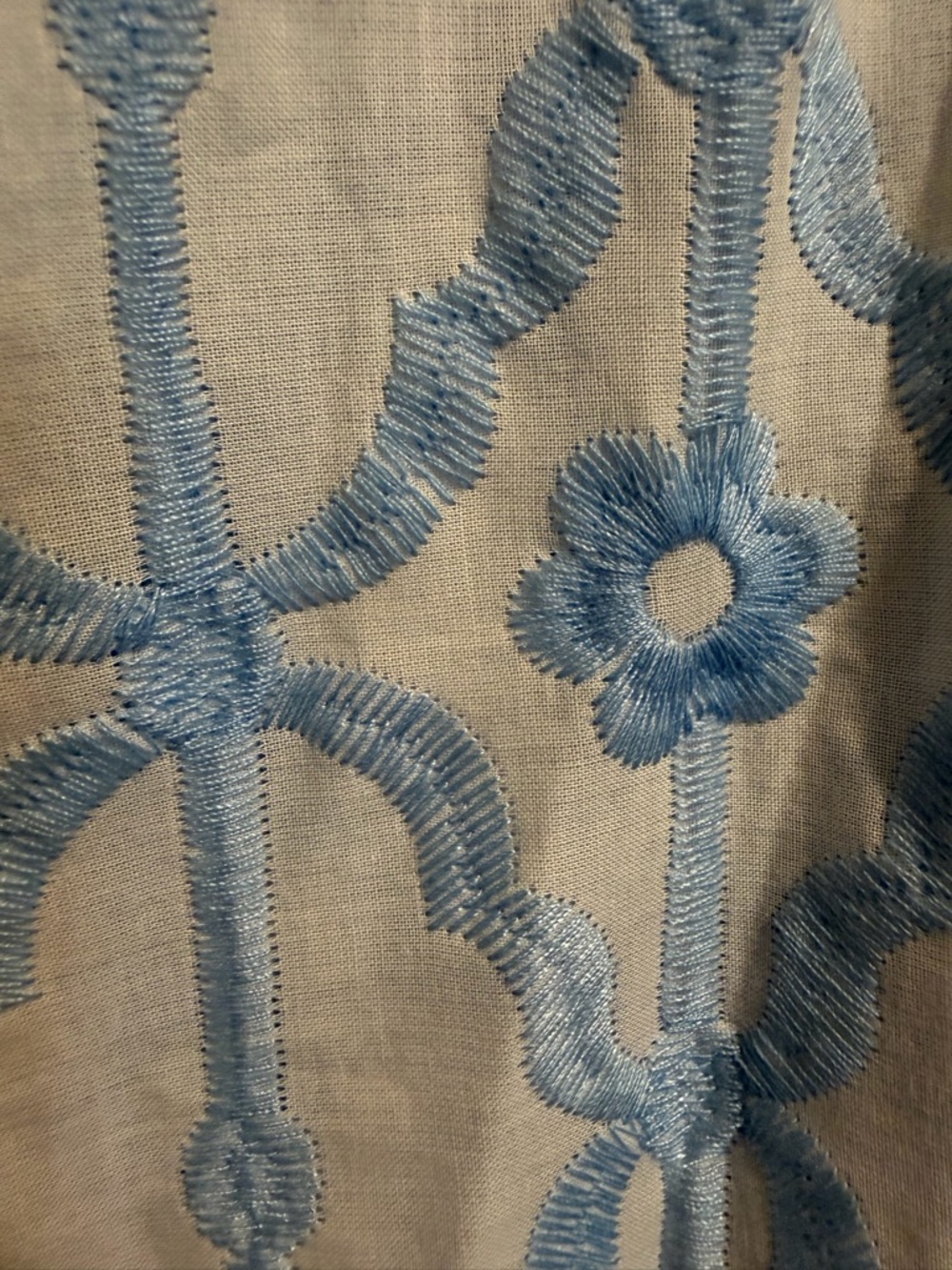 Ruby Rd. White Blouse with Light Blue Embroidered Pattern - Picture 4 of 5